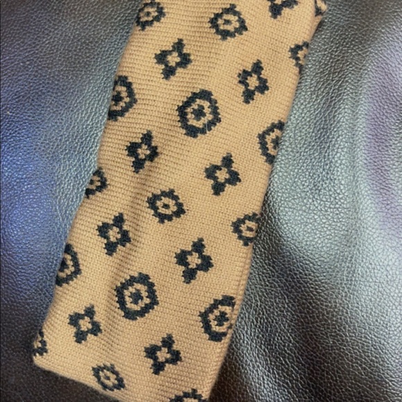 Beautiful headband * one of its kind 💕 - Picture 2 of 2